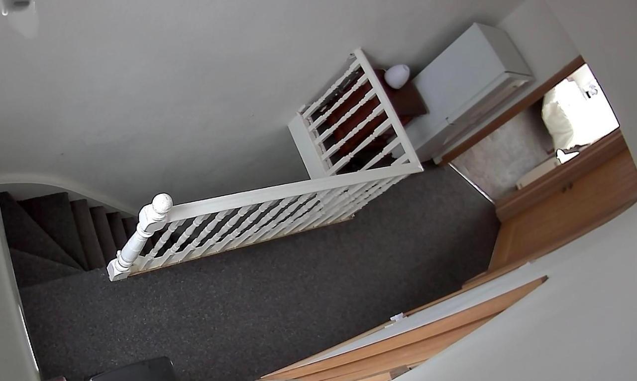 New Flat, Own Bathroom, Sitting Room & Large Bedroom - Walsall Bescot Exteriör bild
