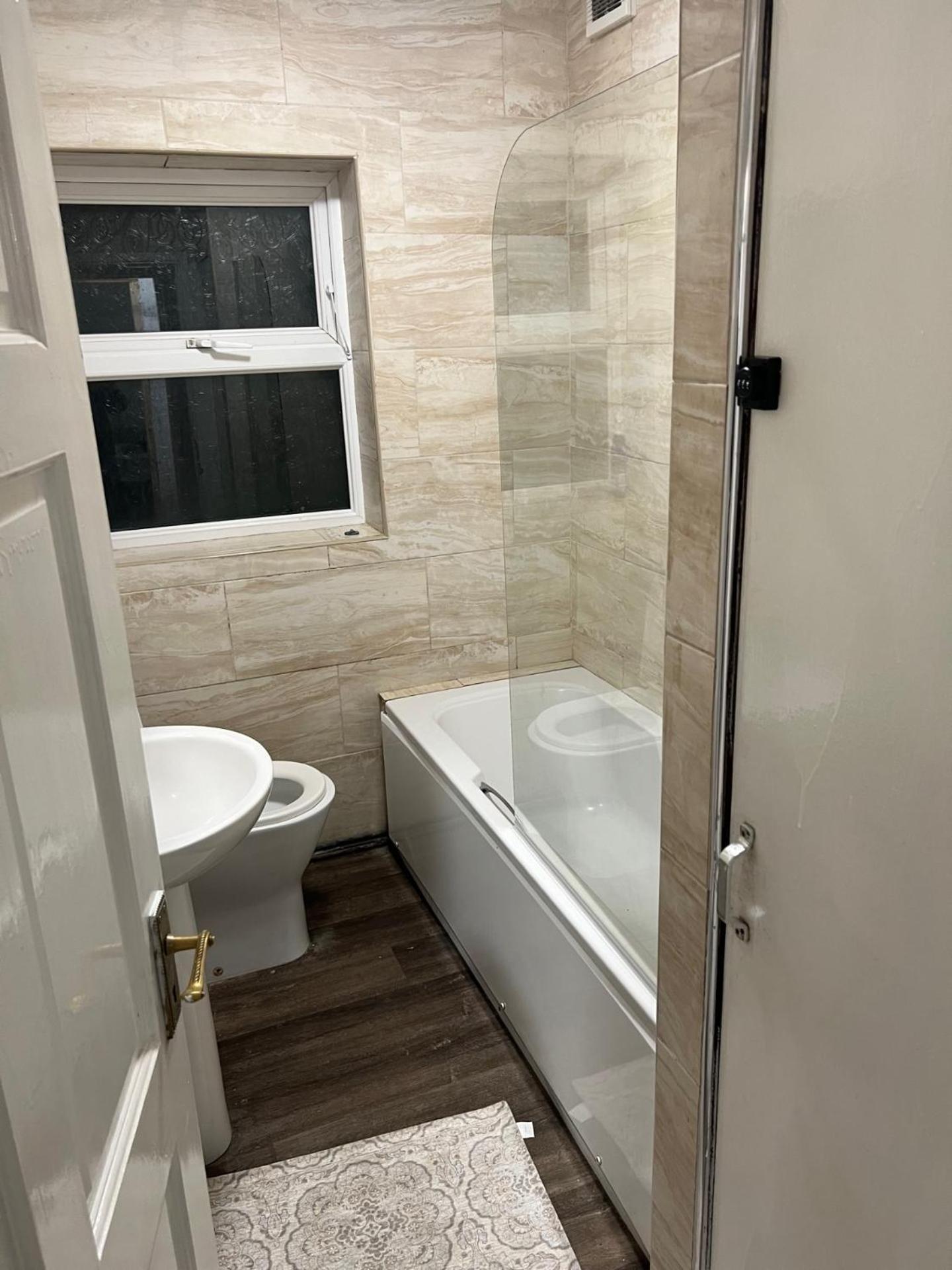 New Flat, Own Bathroom, Sitting Room & Large Bedroom - Walsall Bescot Exteriör bild